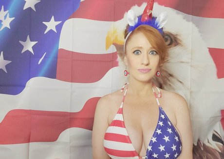 ebony milf onlyfans pornographic image