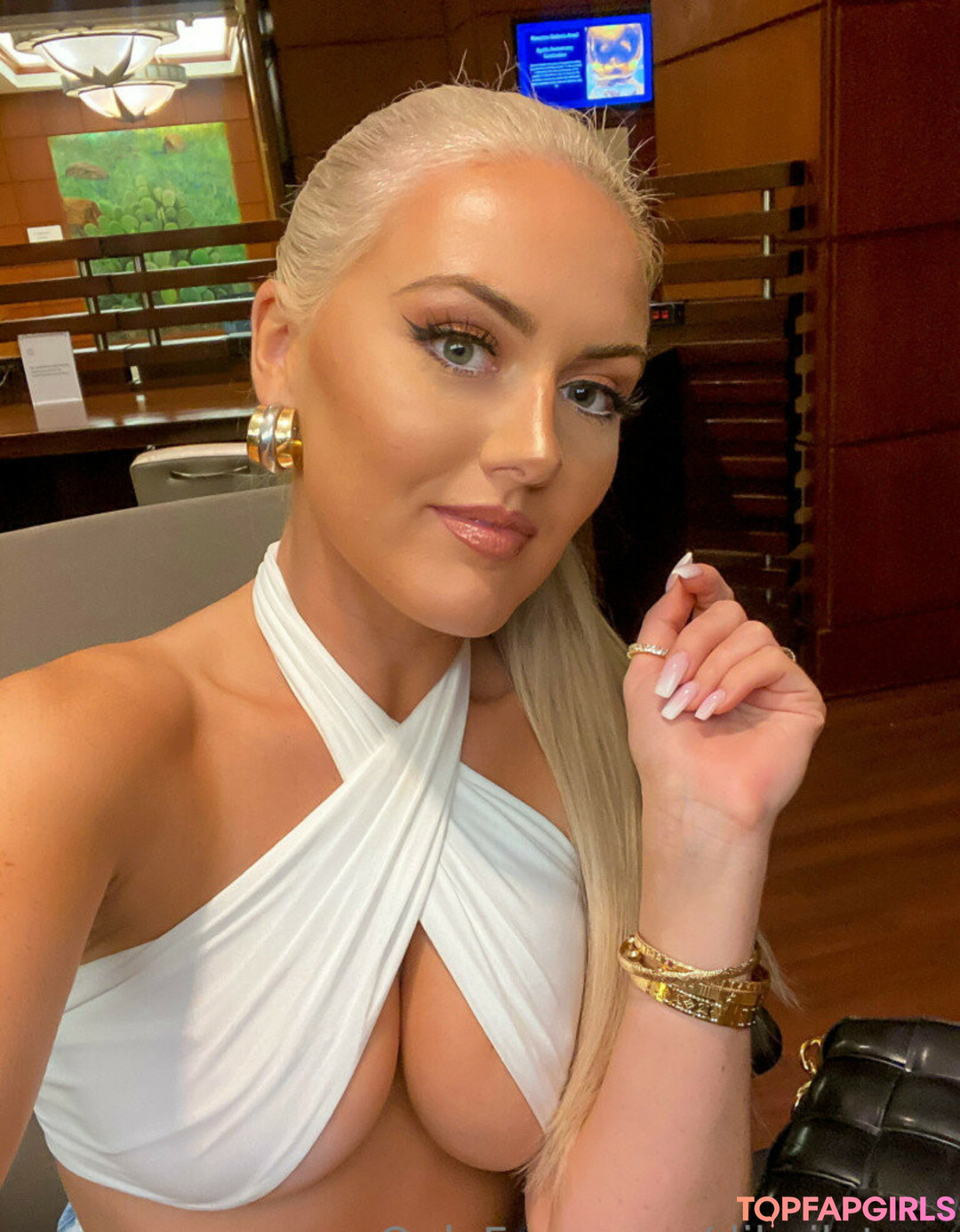submissive onlyfans art naked gallery