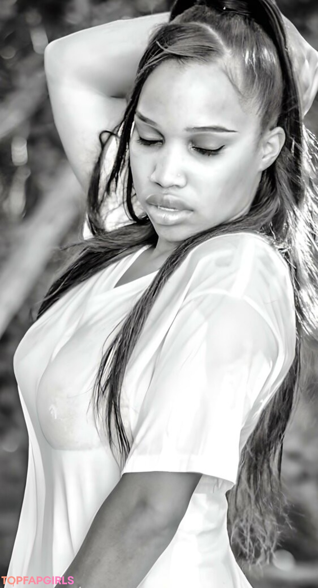 Sheera The Model nude star image