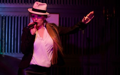 girlfriend experience onlyfans pornographic photos