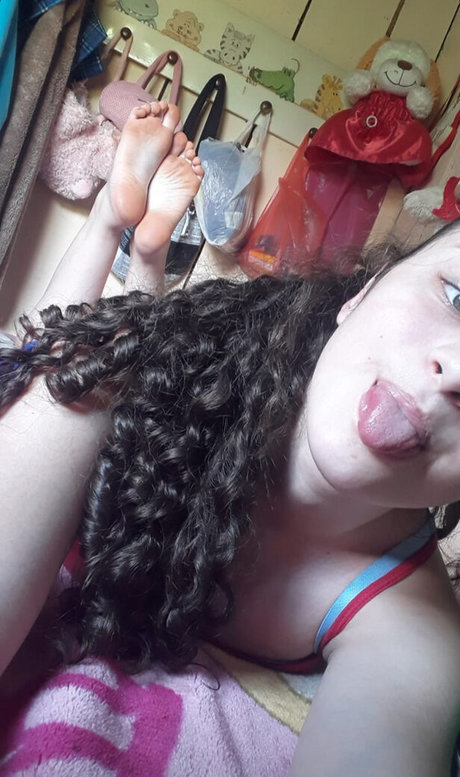 Pezinhos Da Jhenny exclusive pornstar pic