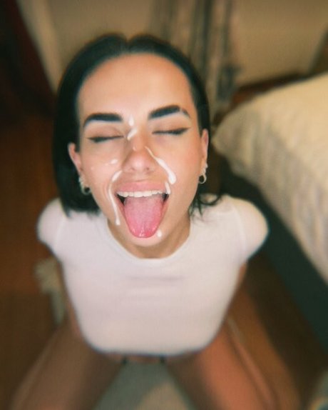 chozziegirl11 porn model pictures