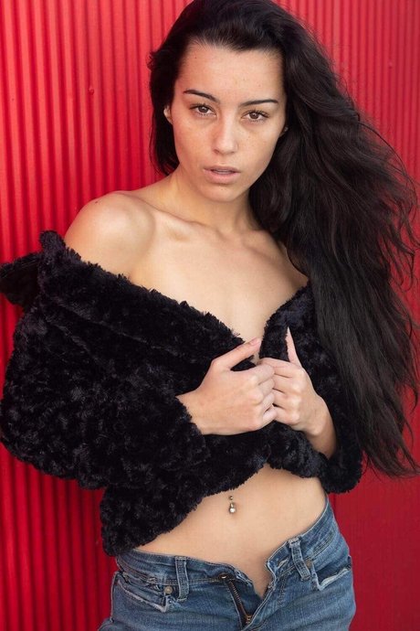 Jordyn Hagan Gaunt exclusive model photo