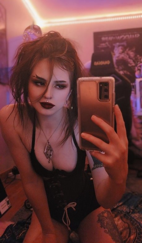 Cadybell naked actress galleries