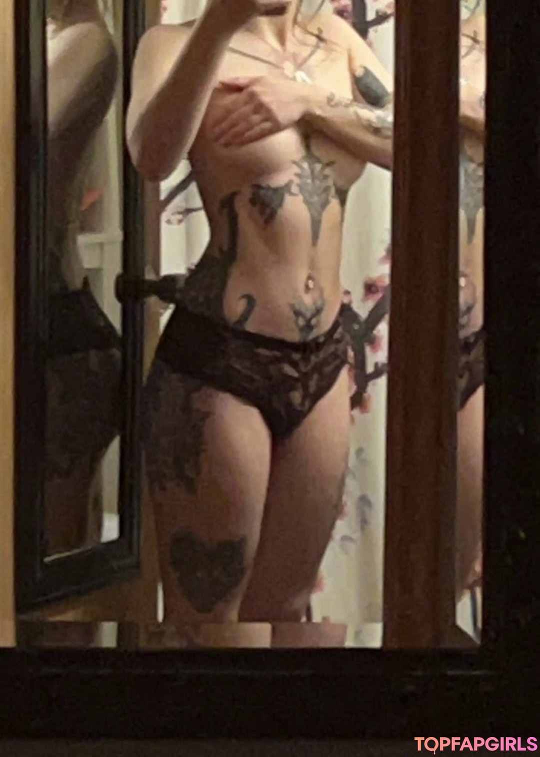 Cadybell model adult photos