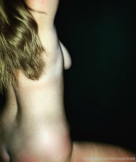 Robyn Allan pornstar nude images