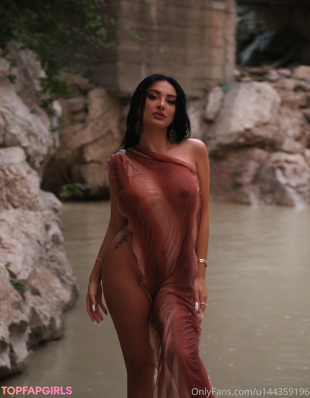 teen topless onlyfans pornos photo