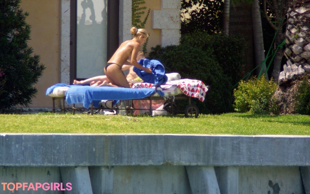 Anna Kournikova high quality actress pic