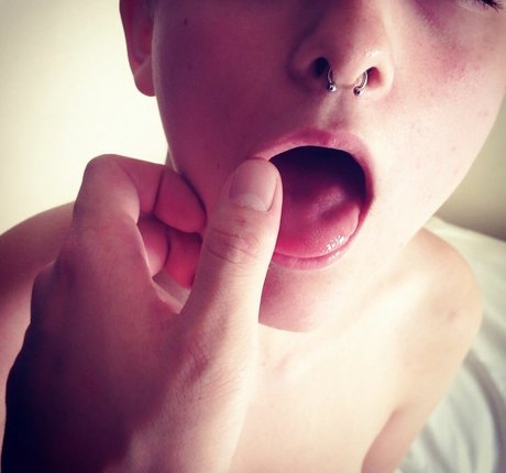 Insuh Yoon naked star gallery