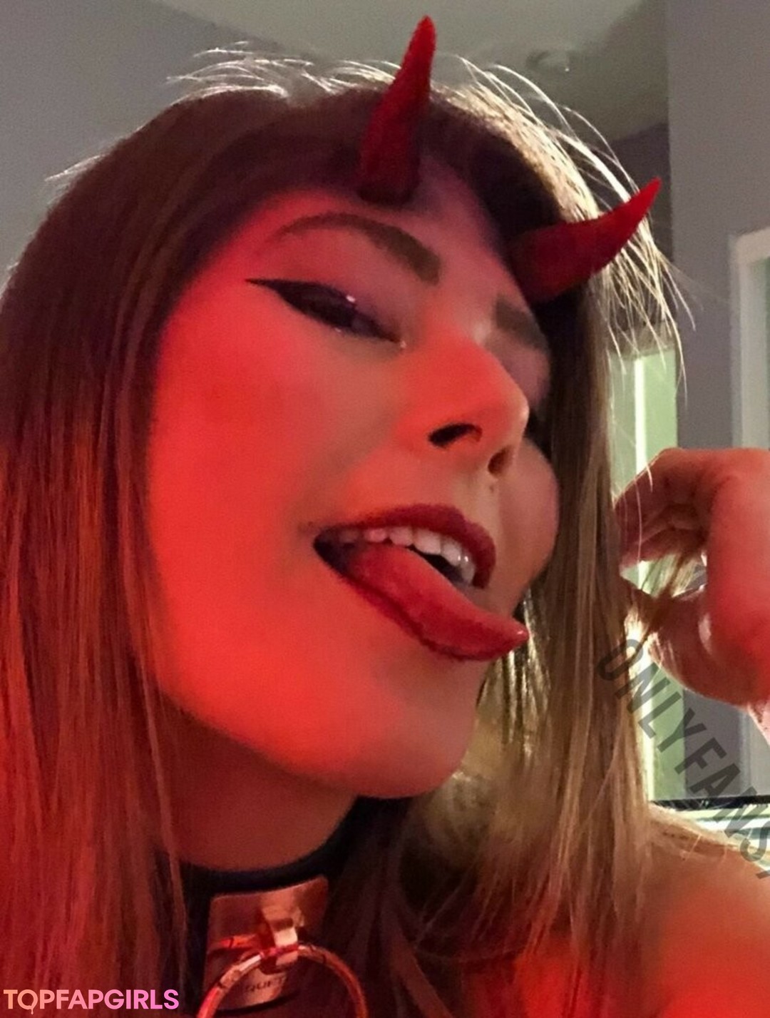 Stella Skye pornographic actress photos