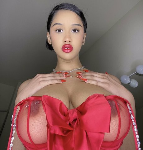 outdoor nude onlyfans nude photo