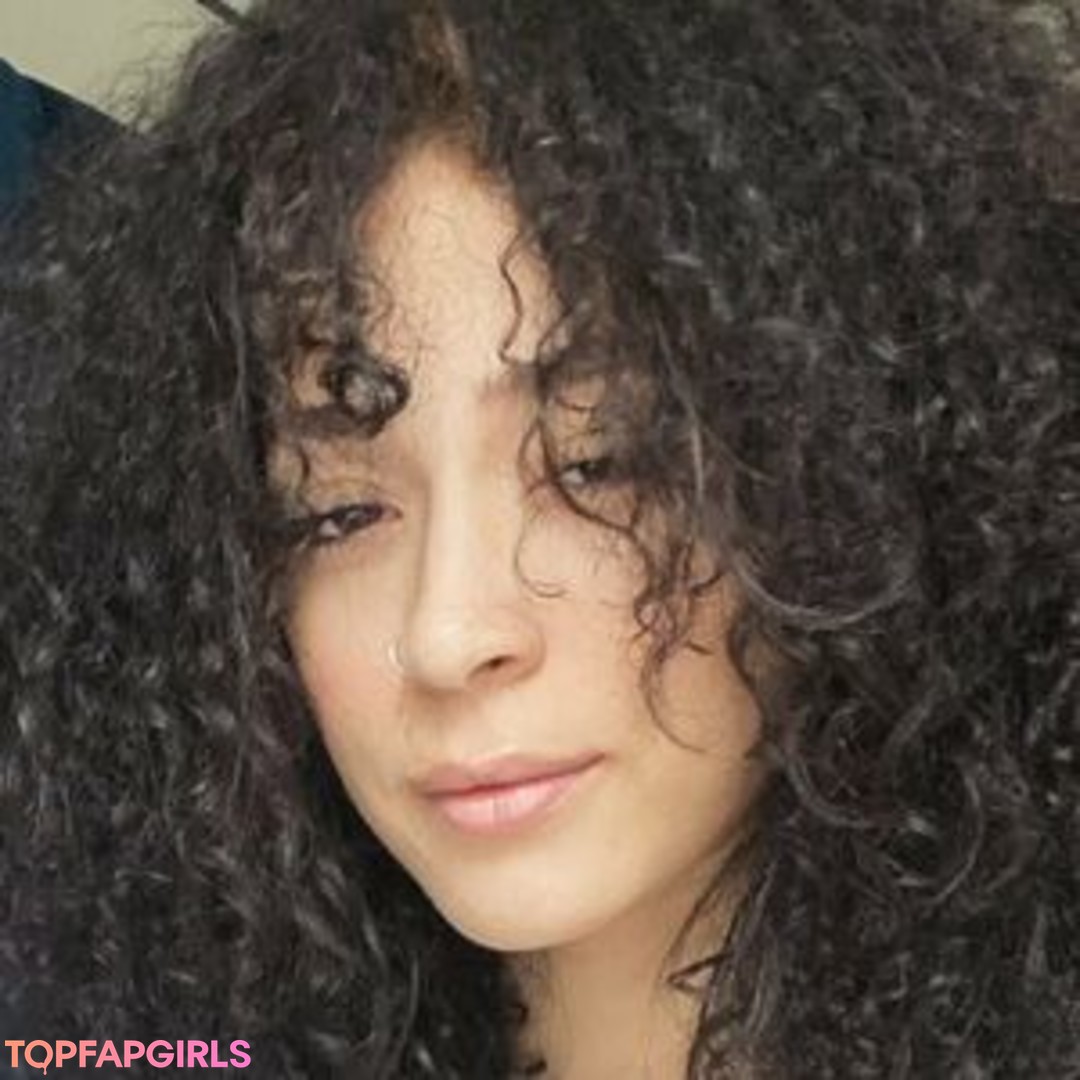 tastemone erotic actress image