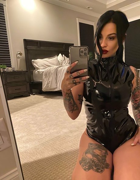 Zahrainchains star pretty image