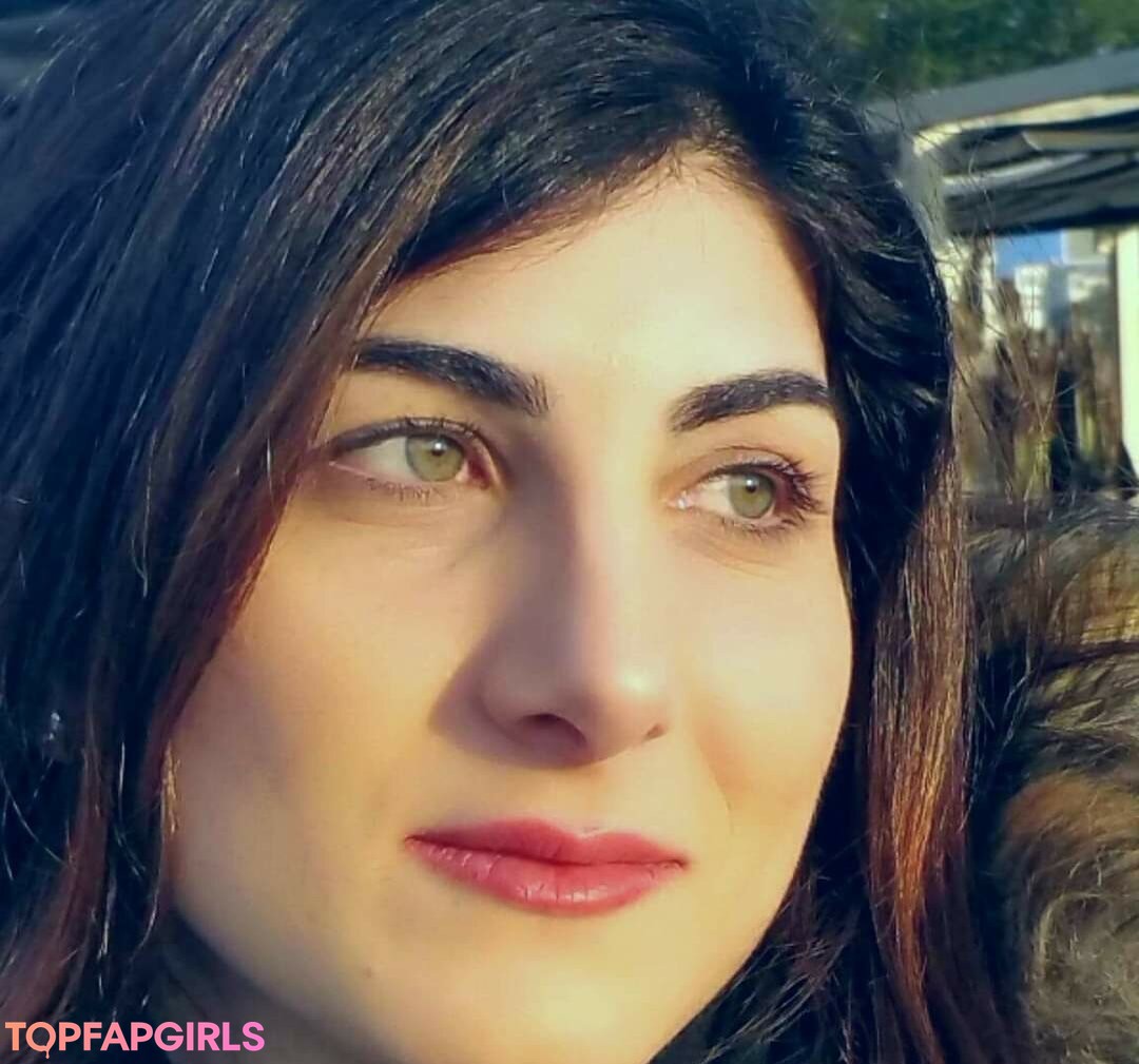 Katerina Darkadaki star top photos