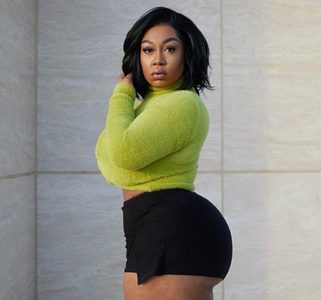 brittney tonee adult model pic