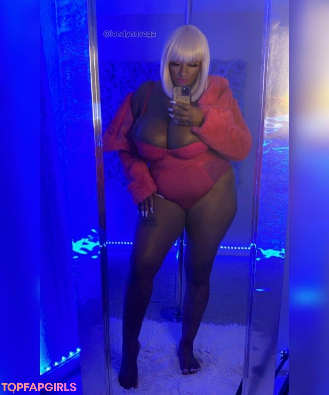 Londynn Vega model pornographic pictures