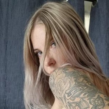 Hotdna01 model xxx gallery