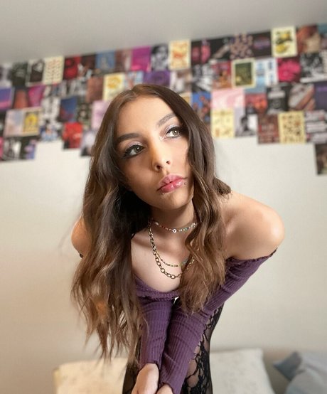 ChloeNight nudes actress archive