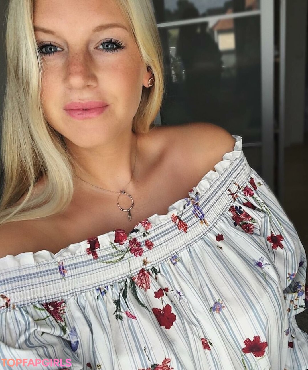 curvy xxx onlyfans art naked photos