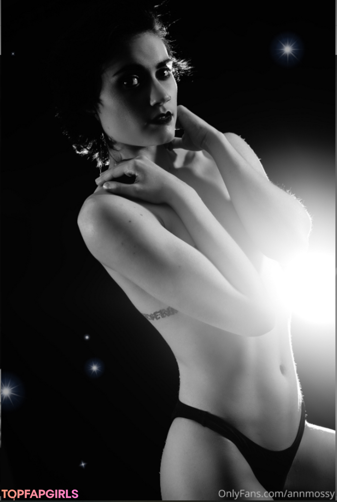 annmossy nudes star image