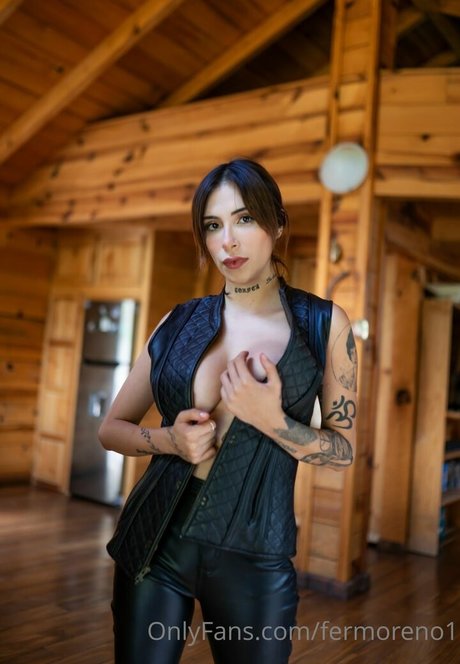 Fer Moreno sex model photo