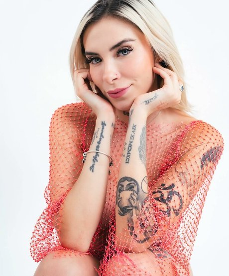 Fer Moreno sexy pornstar pictures