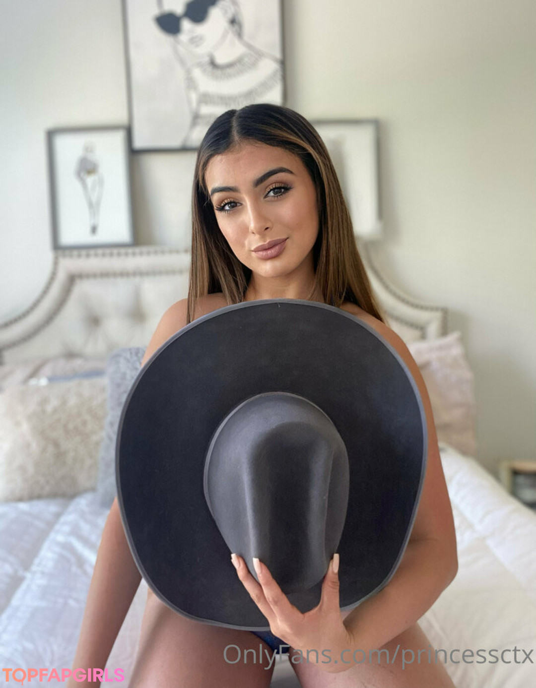amateur lesbian onlyfans free naked image
