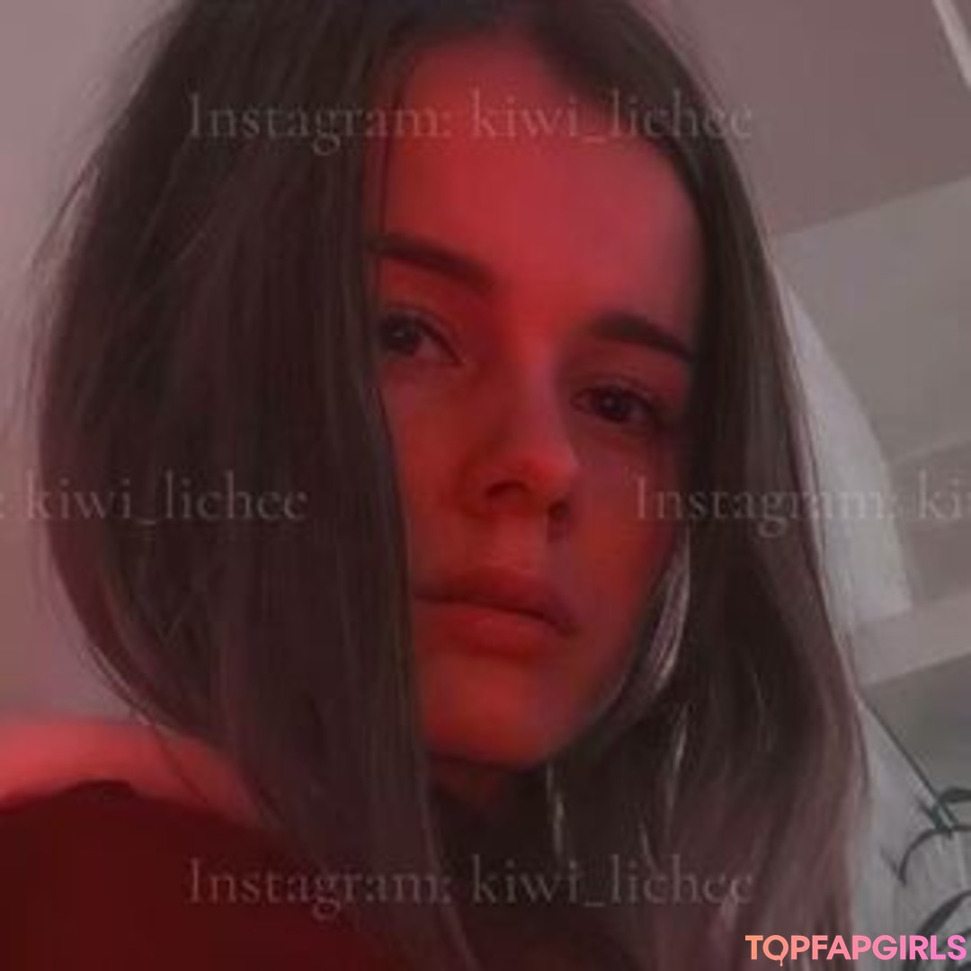 Lichee Kiwi exclusive star img