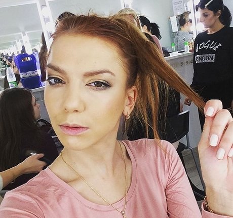 Anastasia Trepleff model naked picture