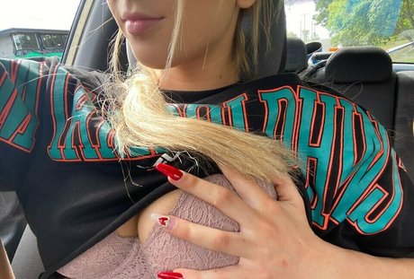 ellasbtsx hot star pics