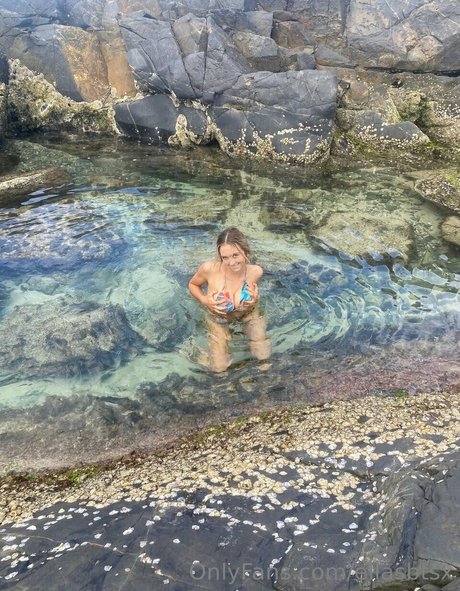 ellasbtsx hot actress galleries