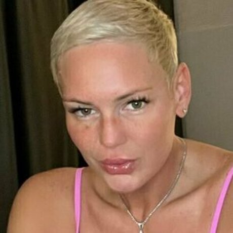 KADEN KOLE nude actress photos