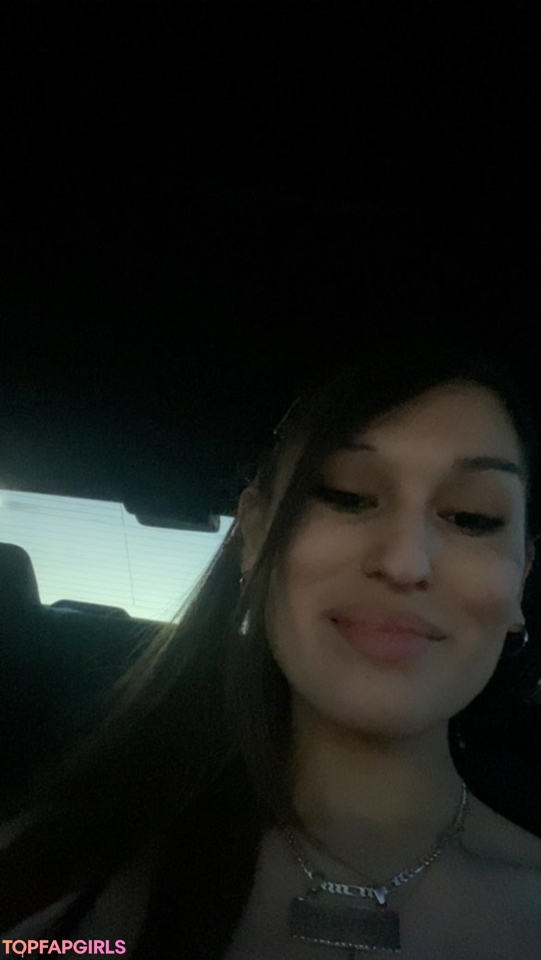 Tiffany Botello pretty star picture