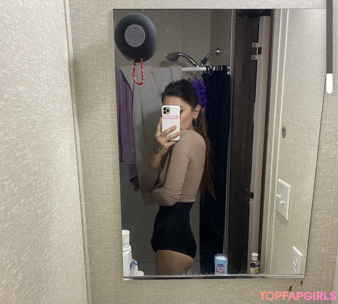petite skinny onlyfans art naked image