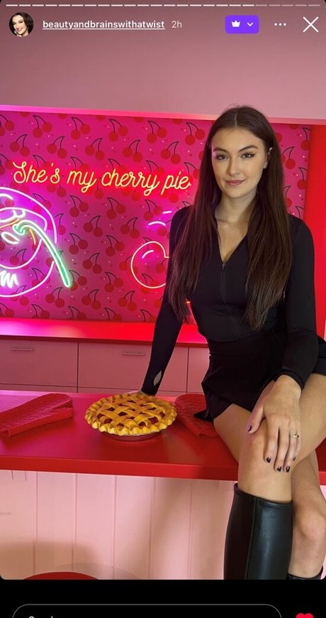 Rachel Marie exclusive star picture