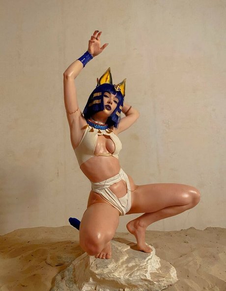 Sai Westwood model perfect photos