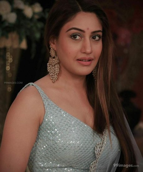 brunette petite onlyfans free porn pictures