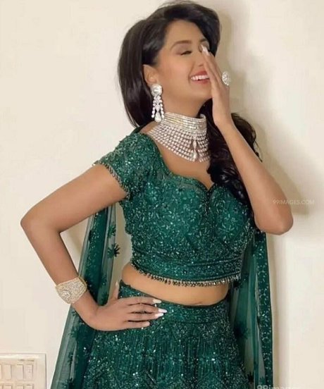 Kanchi Singh model adult image