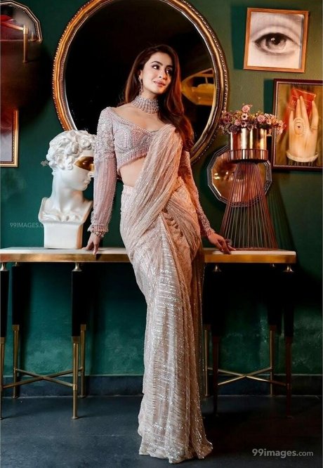 skinny brunette onlyfans hot nude photos