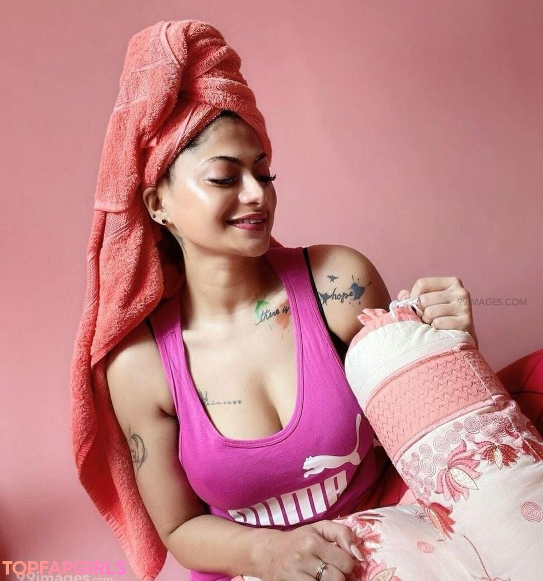 chubby nude onlyfans art naked pics