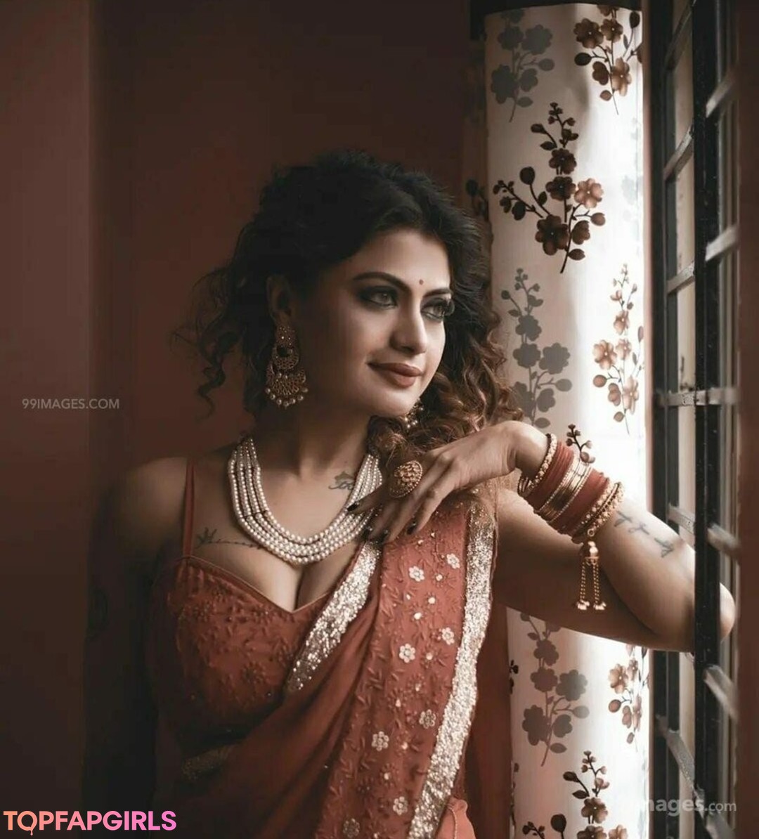 Suhaani Laskar star nudes img