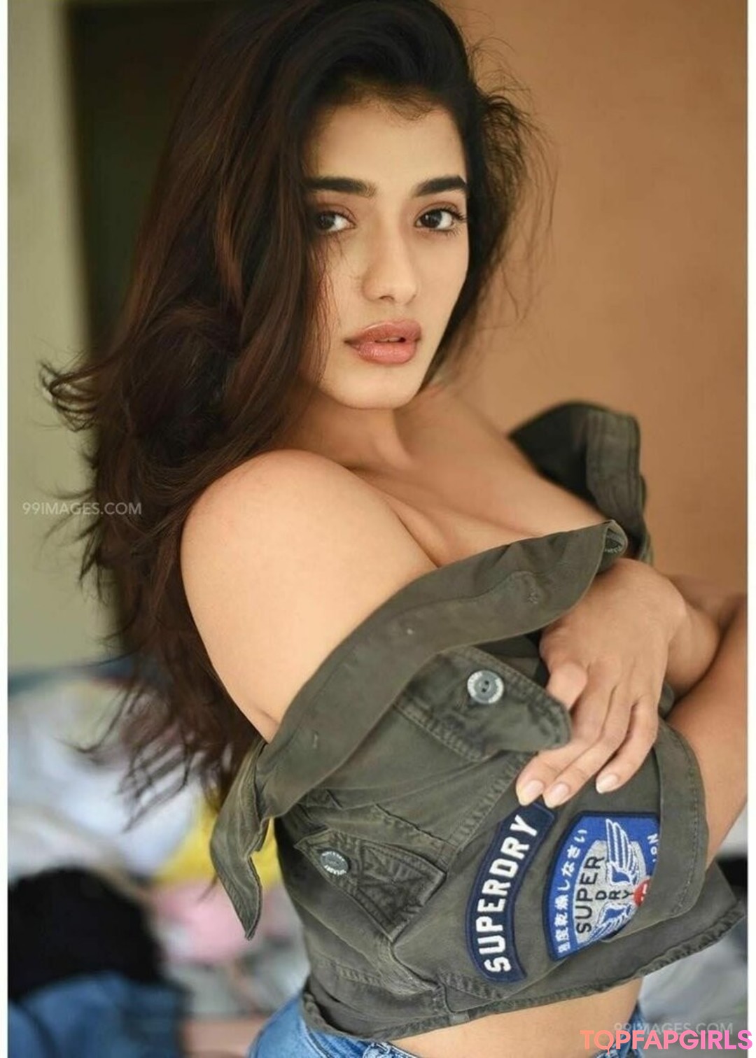 Ketika Sharma model hot picture