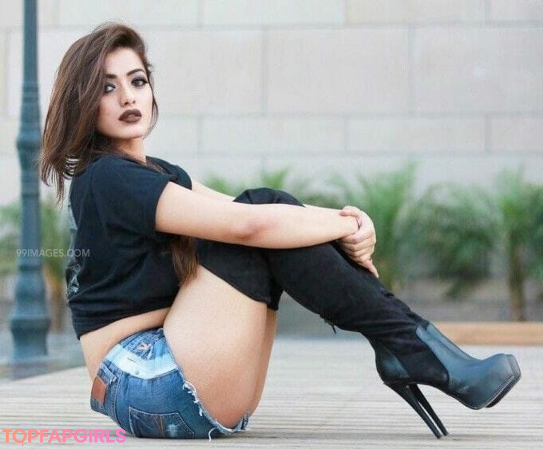 Ketika Sharma exclusive pornstar photos