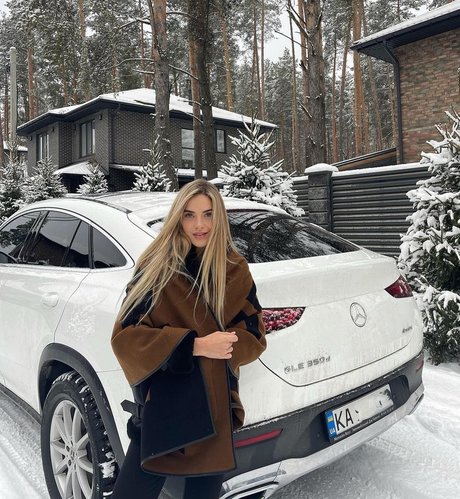 Maria Myskova star exclusive photos