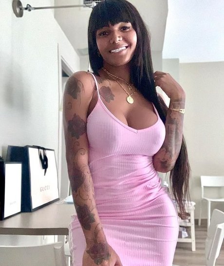 Krissttal Ruizz pornstar pretty archive