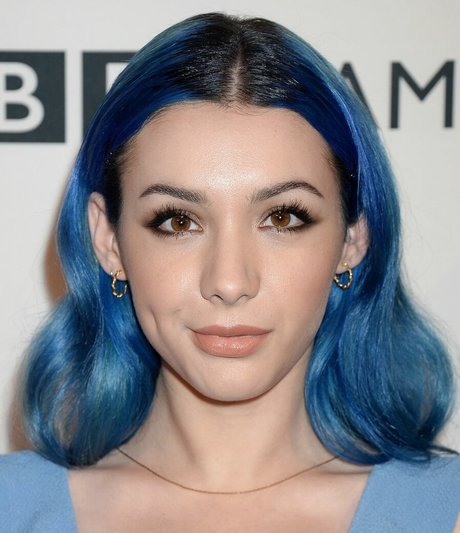Hannah Marks perfect actress archive