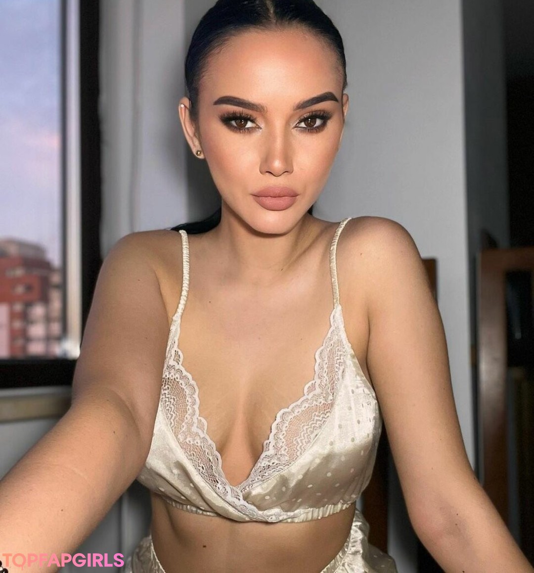 alina03m naked pornstar pic