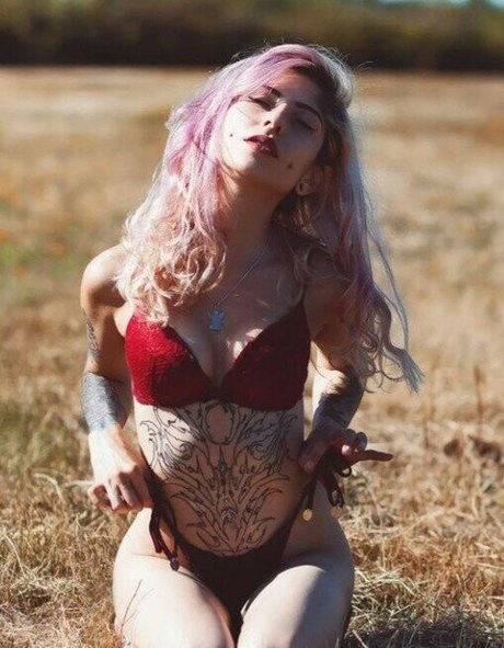 ciiraiya zarela nude model pics