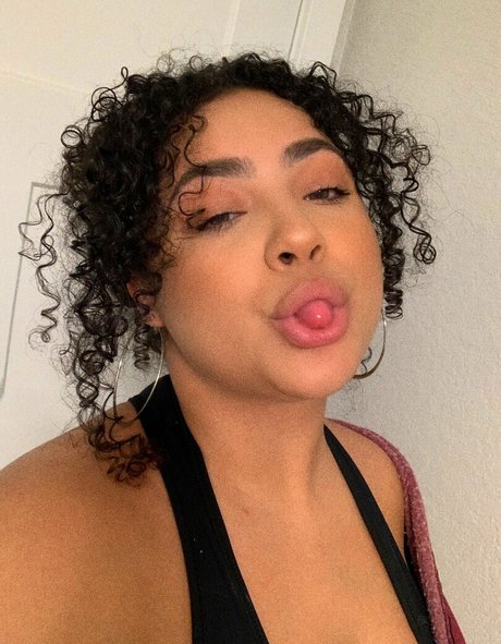 milf free onlyfans free porn pictures