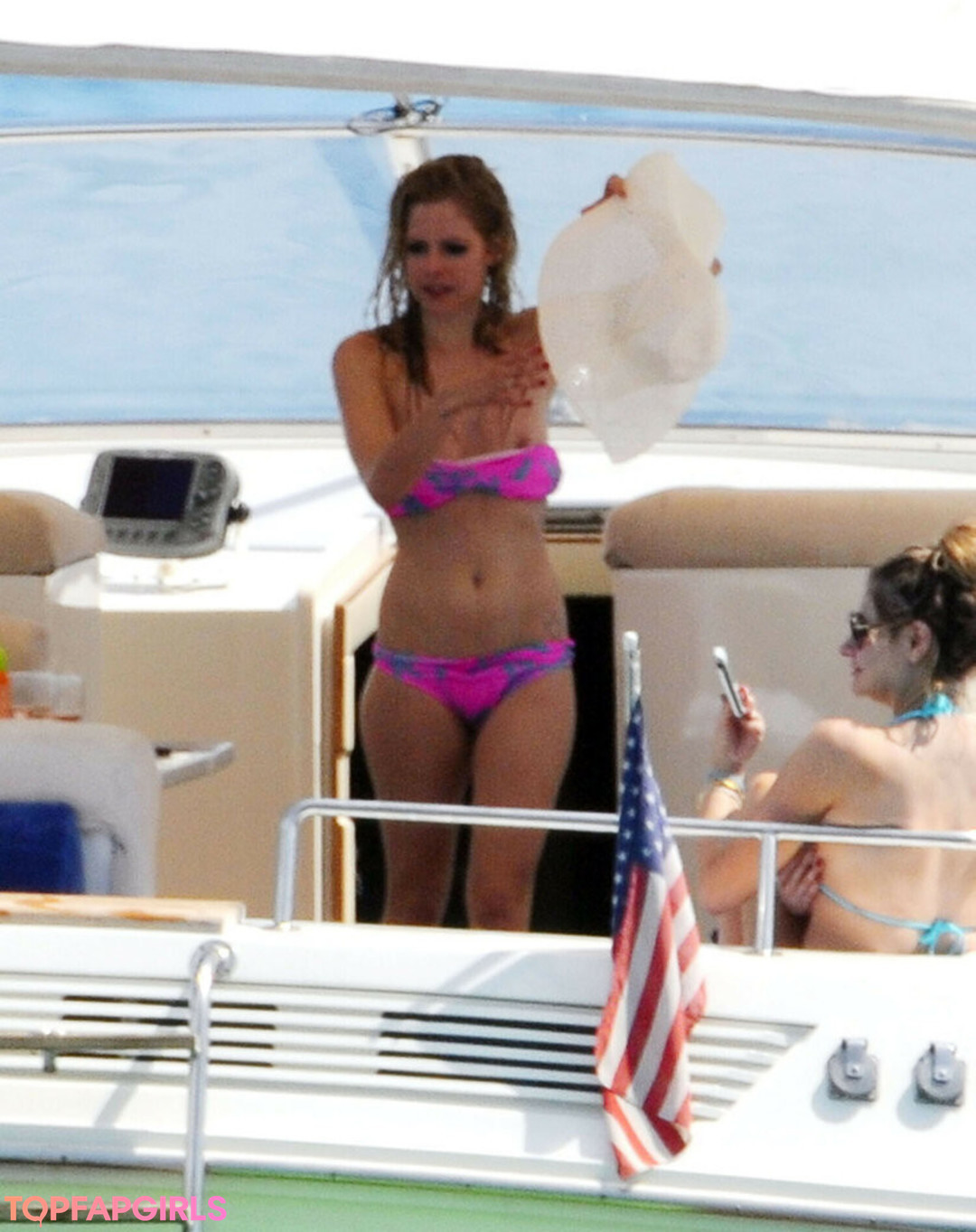 Avril Levigne free star gallery